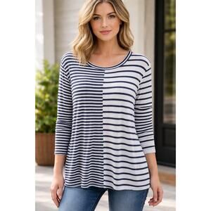 NWT Lane Bryant Striped Navy White Lightweight Sweater 14/16